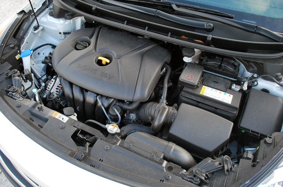  Hyundai Elantra GT 2012 года  (фото 79 из 151)